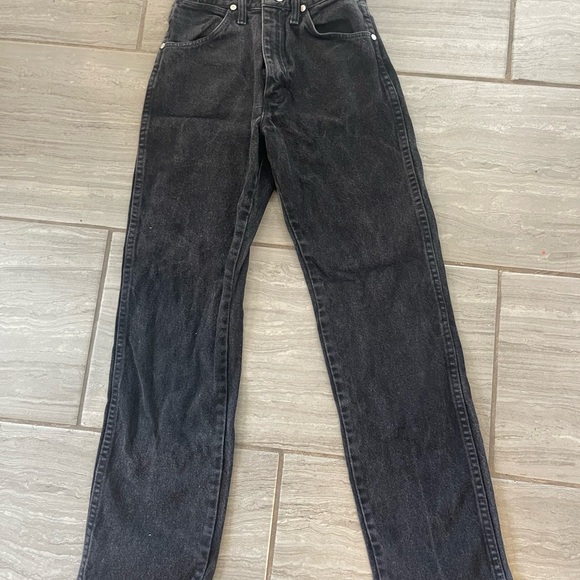Wrangler Women's Black High Rise Jeans - Picture 1 of 4